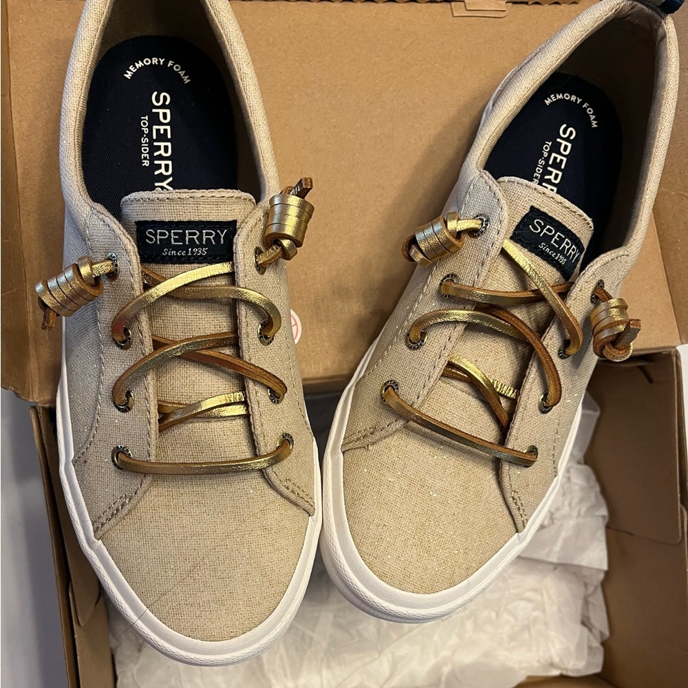 Beautiful new Sperry Shoes
